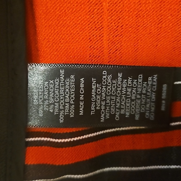 Express Dress Pants Retro Columnist Red Black Plaid, Size 8R - Picture 6 of 8